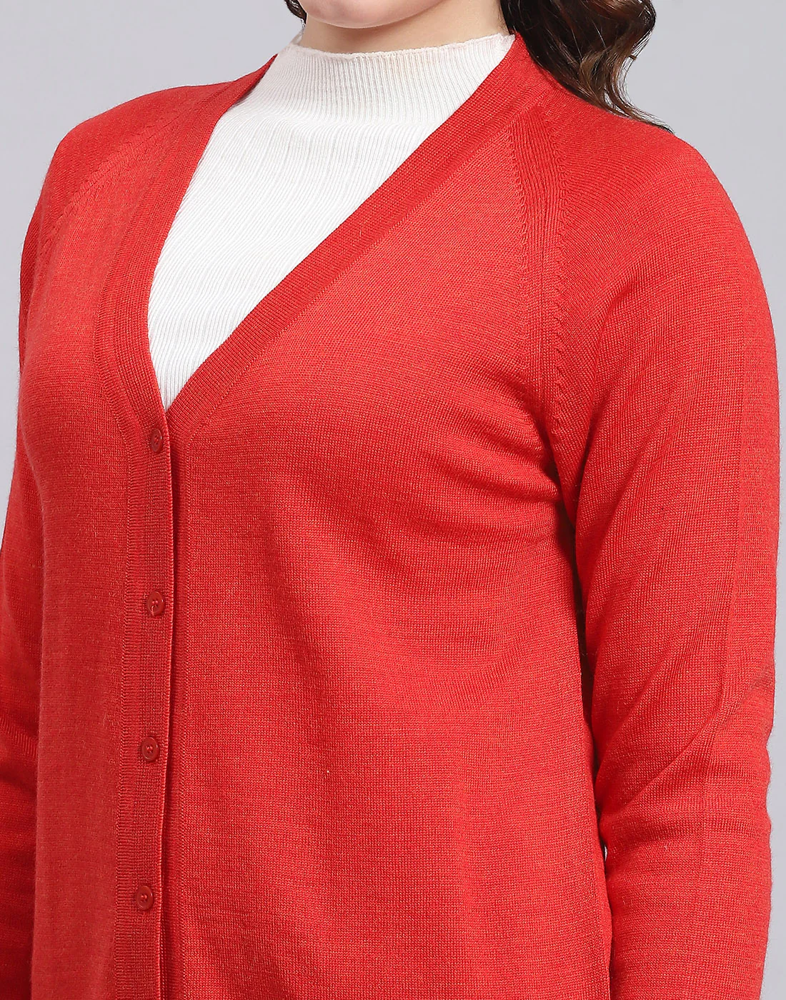Women Red Solid V Neck Full Sleeve Sweater - Image 7