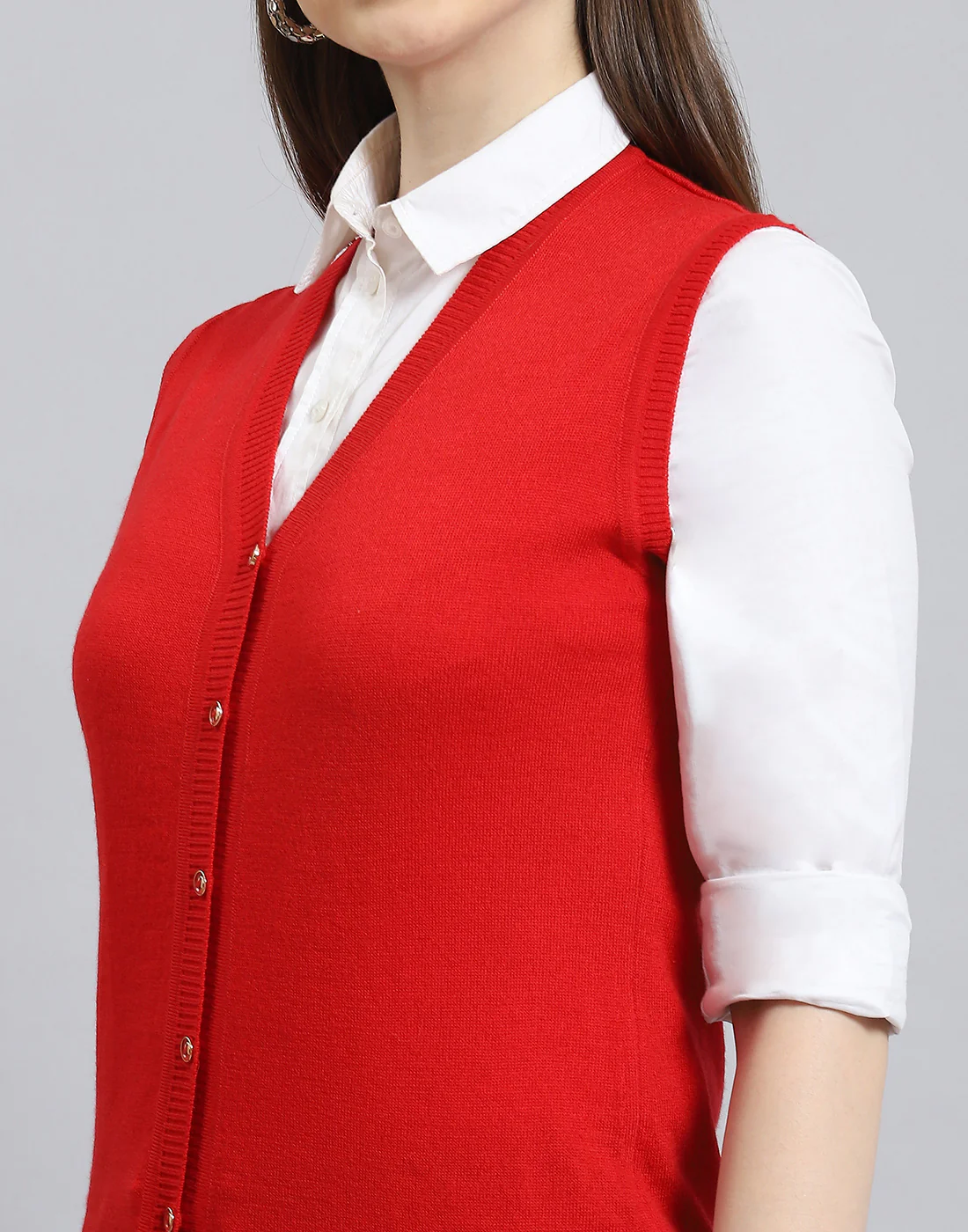 Women Red Solid V Neck Sleeveless Cardigan - Image 7