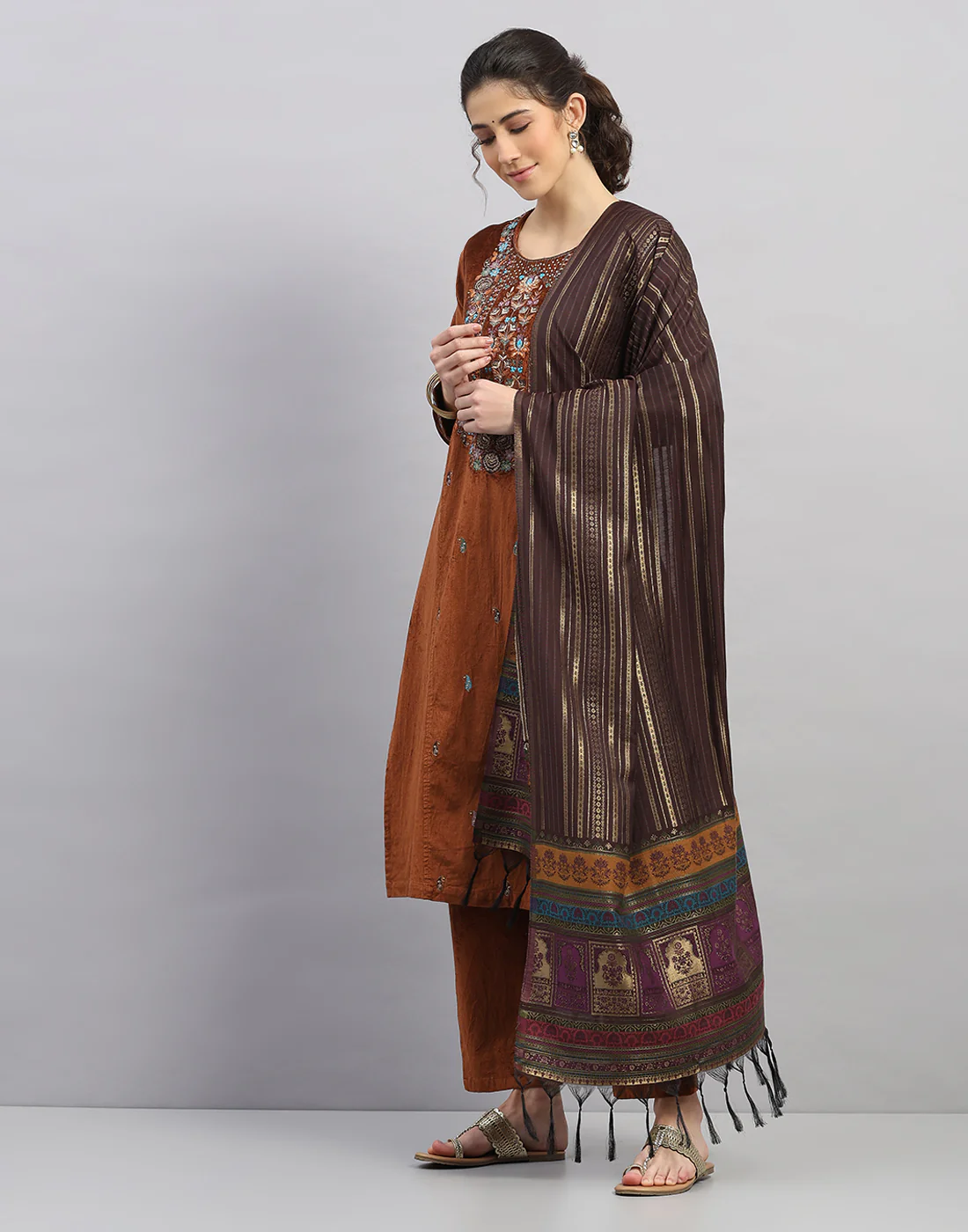 Women Rust Printed Round Neck Full Sleeve 3 Pc Kurtis Set for Winter - Image 5