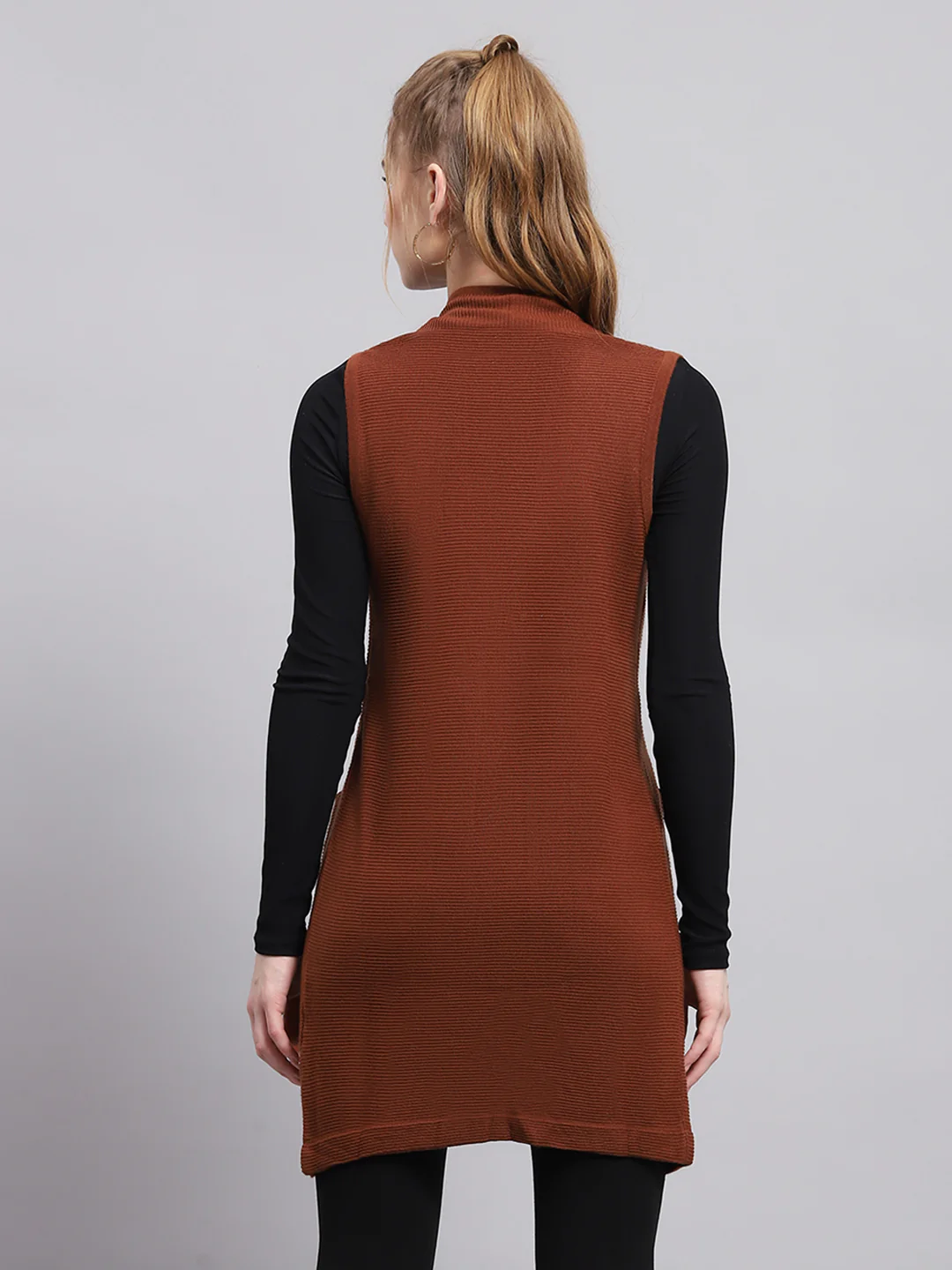 Women Rust Self Design Front Open Sleeveless Cardigan - Image 5