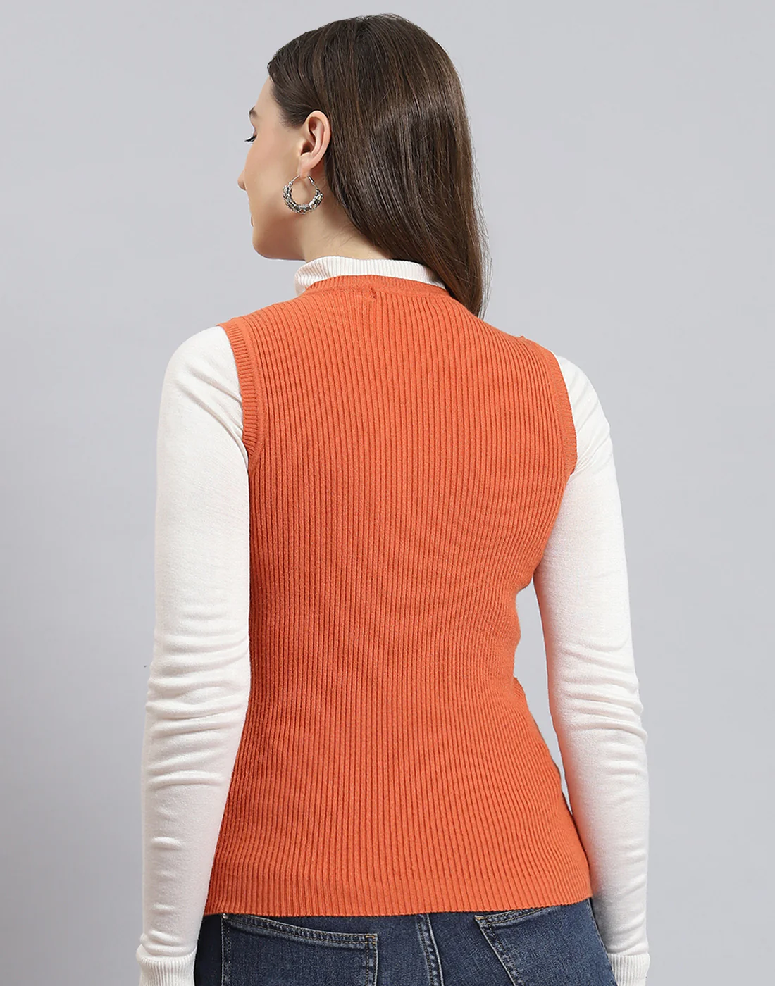 Women Rust Solid Round Neck Sleeveless Sweater - Image 5