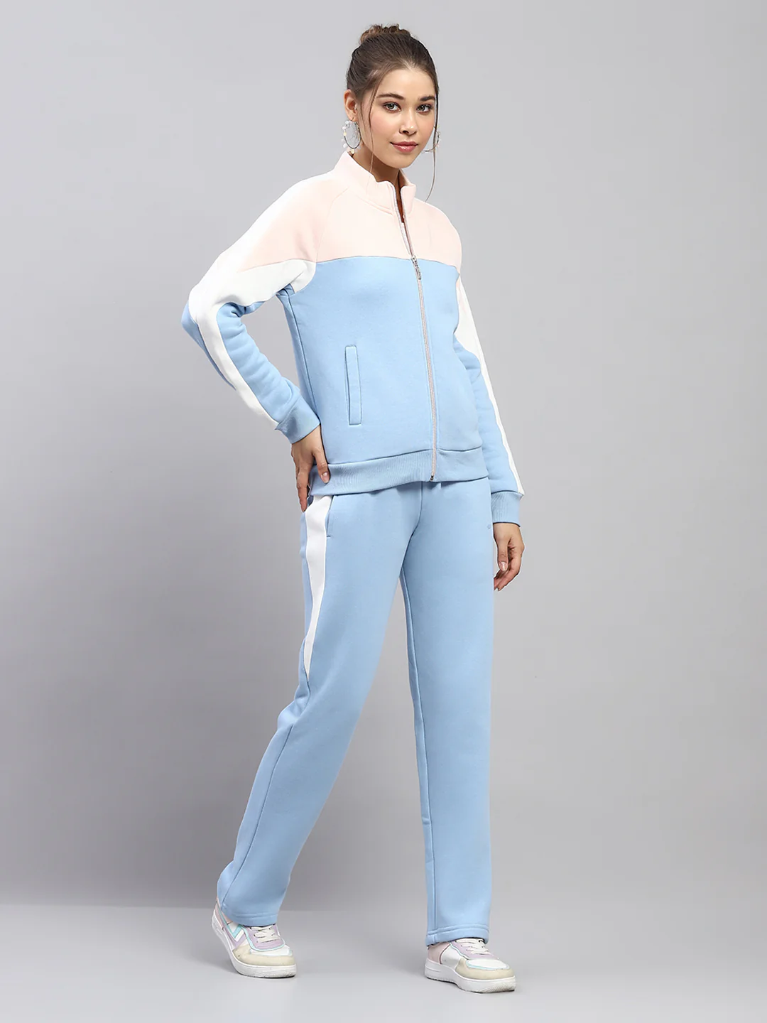 Women Sky Blue Solid Mock Neck Full Sleeve Tracksuit - Image 4