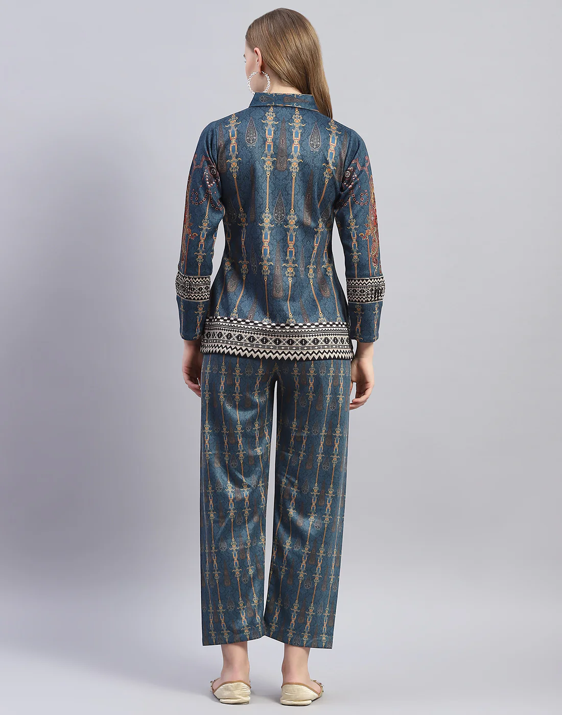 Women Teal Blue Embroidered Collar Full Sleeve Cords Set - Image 5