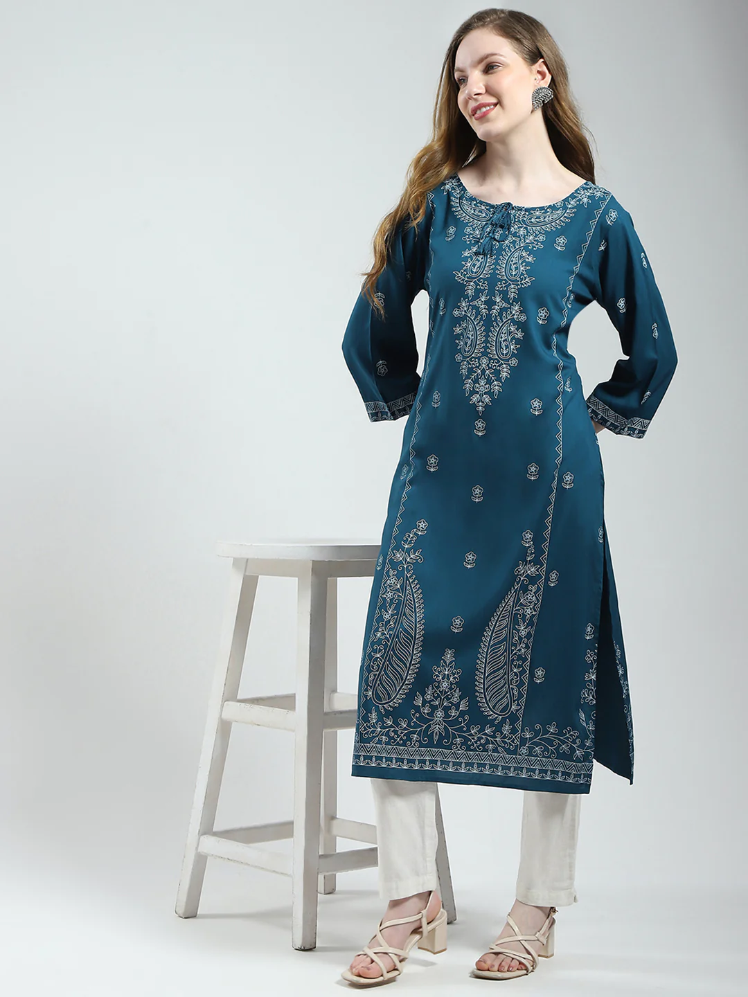 Women Teal Blue Printed Round Neck 3/4th Sleeve Kurti - Image 2