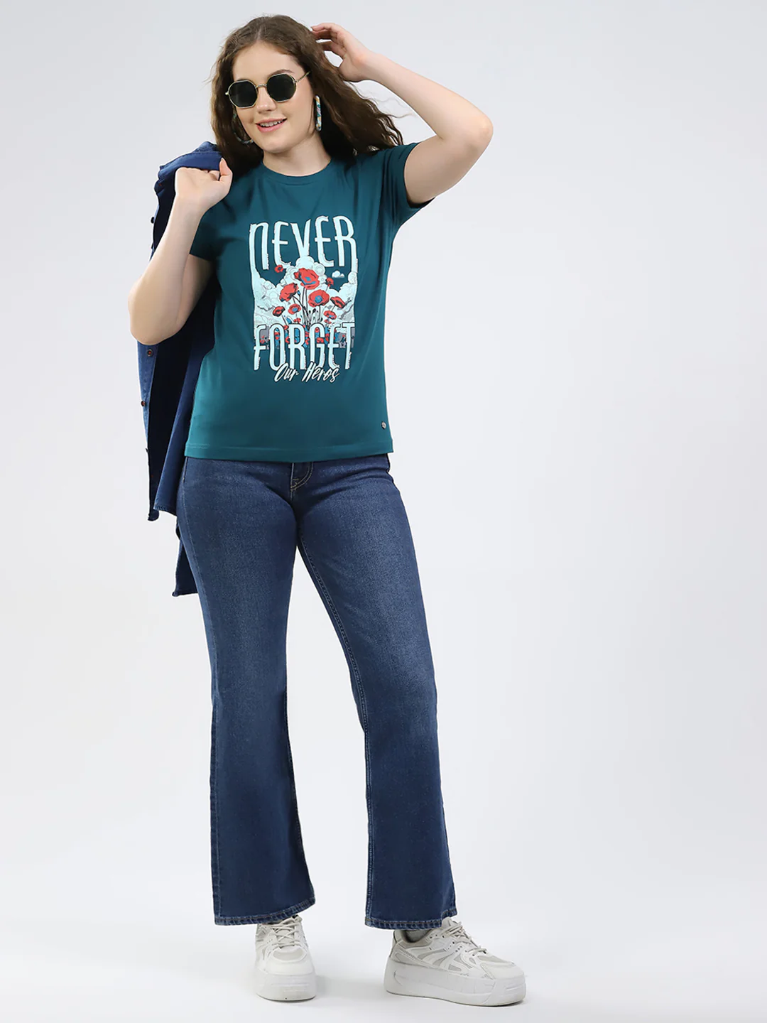 Women Teal Blue Printed Round Neck Half Sleeve Top - Image 2