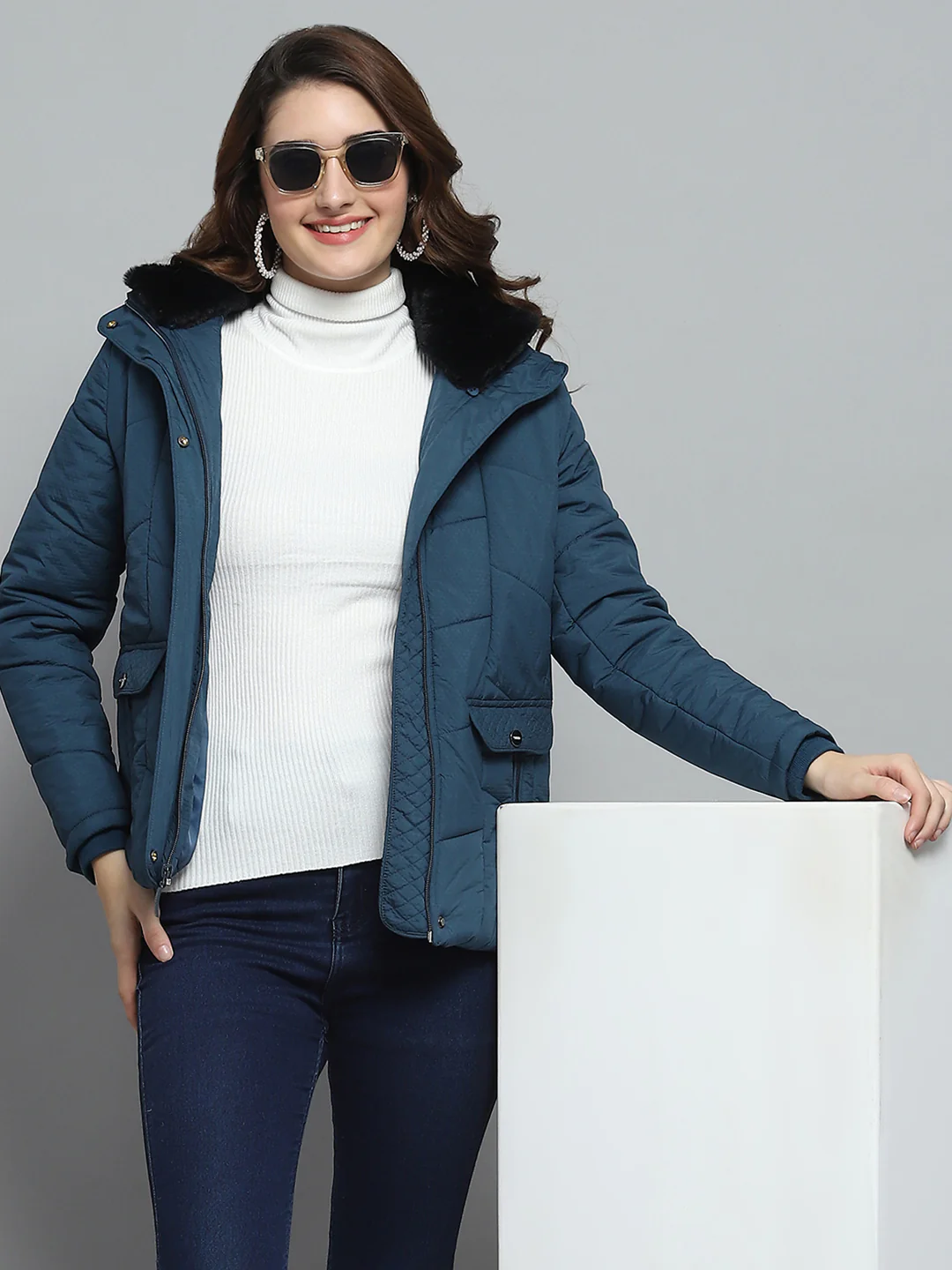 Women Teal Blue Self Design Collar Full Sleeve Jacket - Image 6