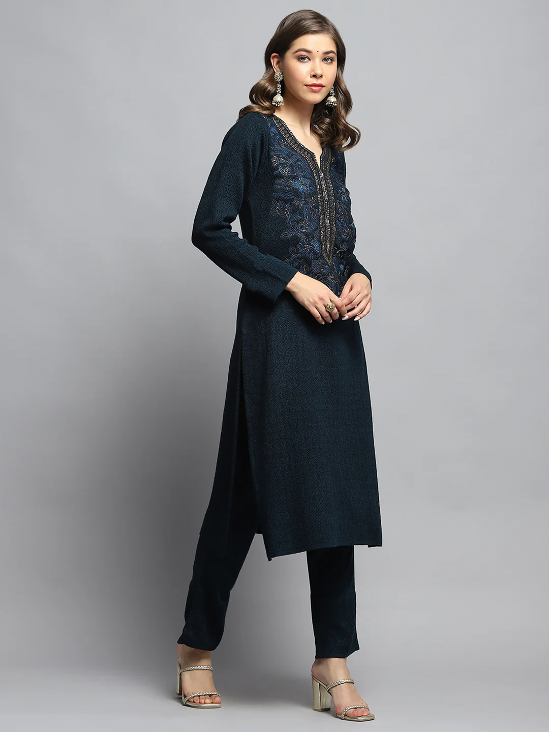 Women Teal Blue Self Design V Neck Full Sleeve Kurti Set - Image 4