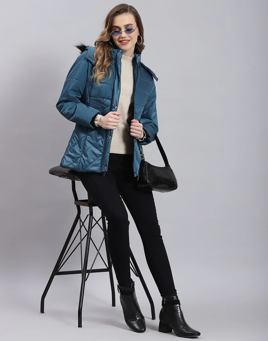 Women Teal Blue Solid Hooded Full Sleeve Jacket - Image 2