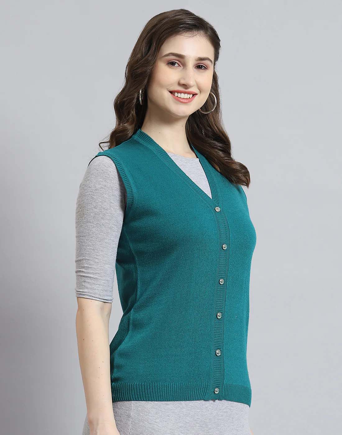 Women Teal Blue Solid V Neck Sleeveless Cardigan - Image 4