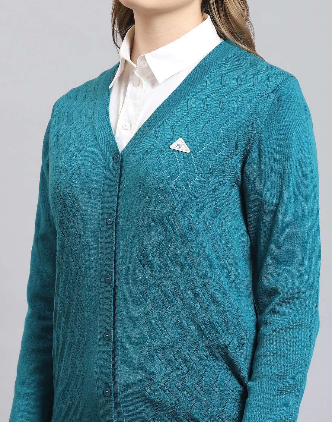 Women Turquoise Blue Self Design V Neck Full Sleeve Cardigan - Image 6