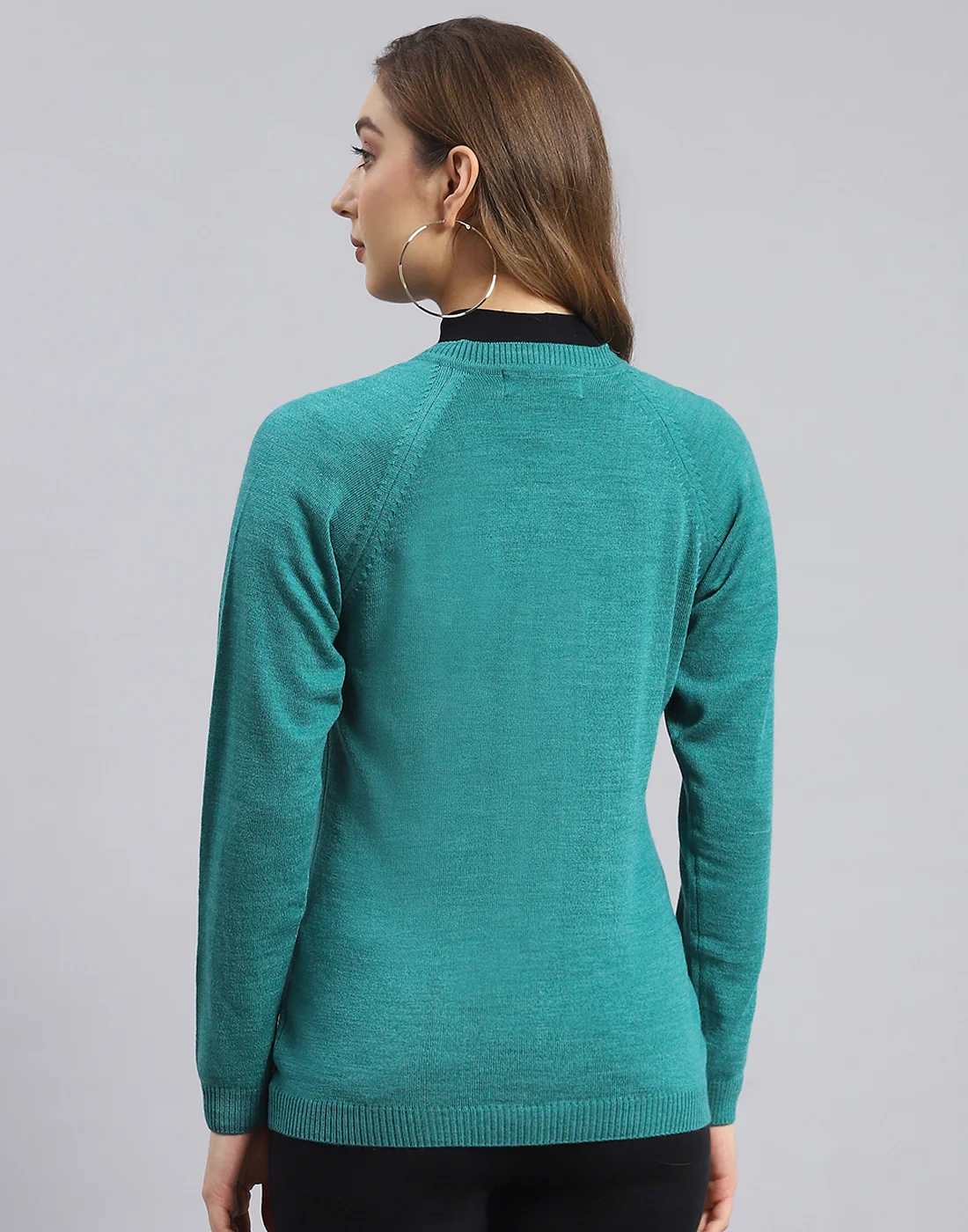 Women Turquoise Blue Solid V Neck Full Sleeve Sweater - Image 5
