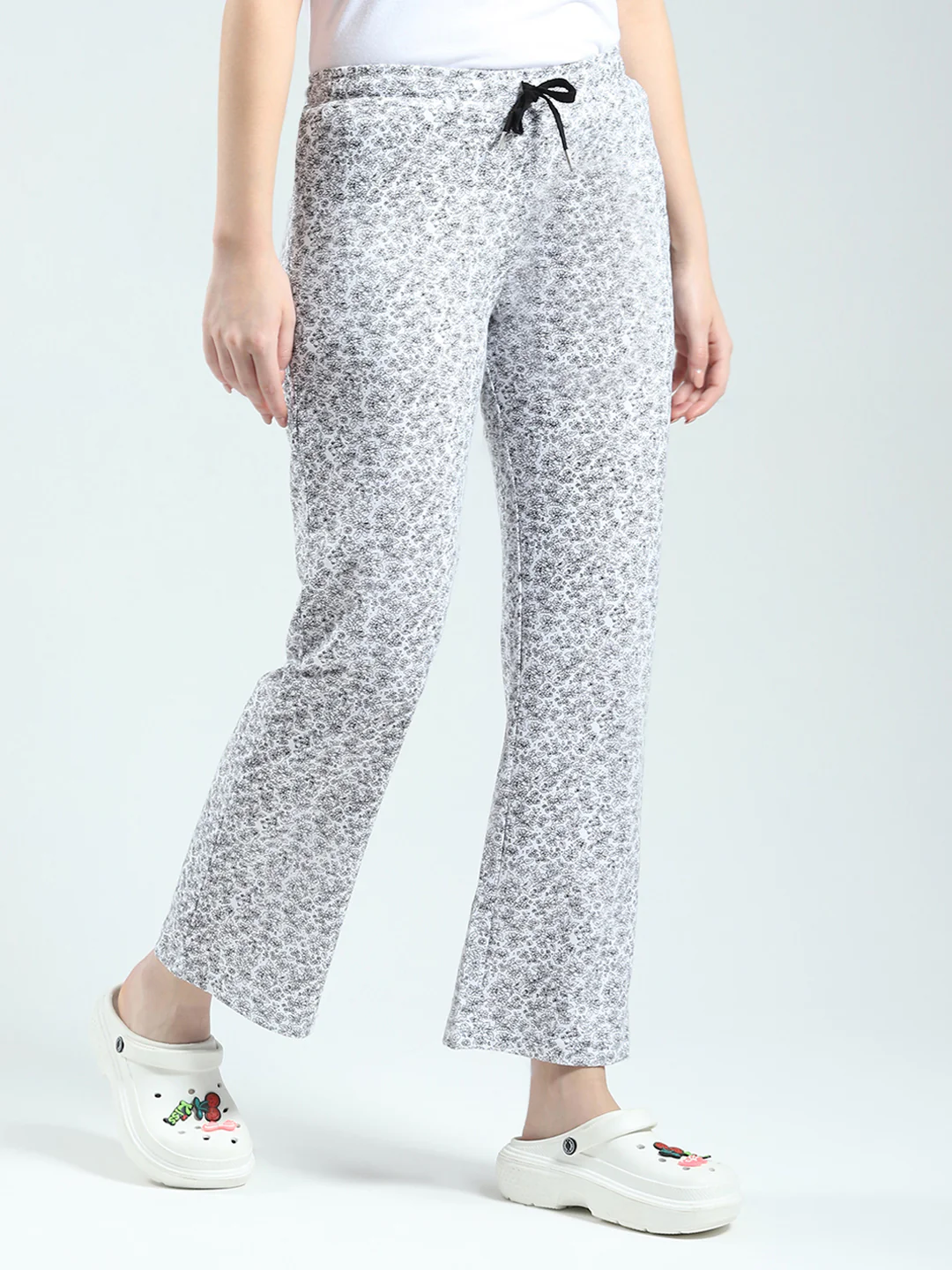 Women White Printed Regular Fit Lower - Image 4