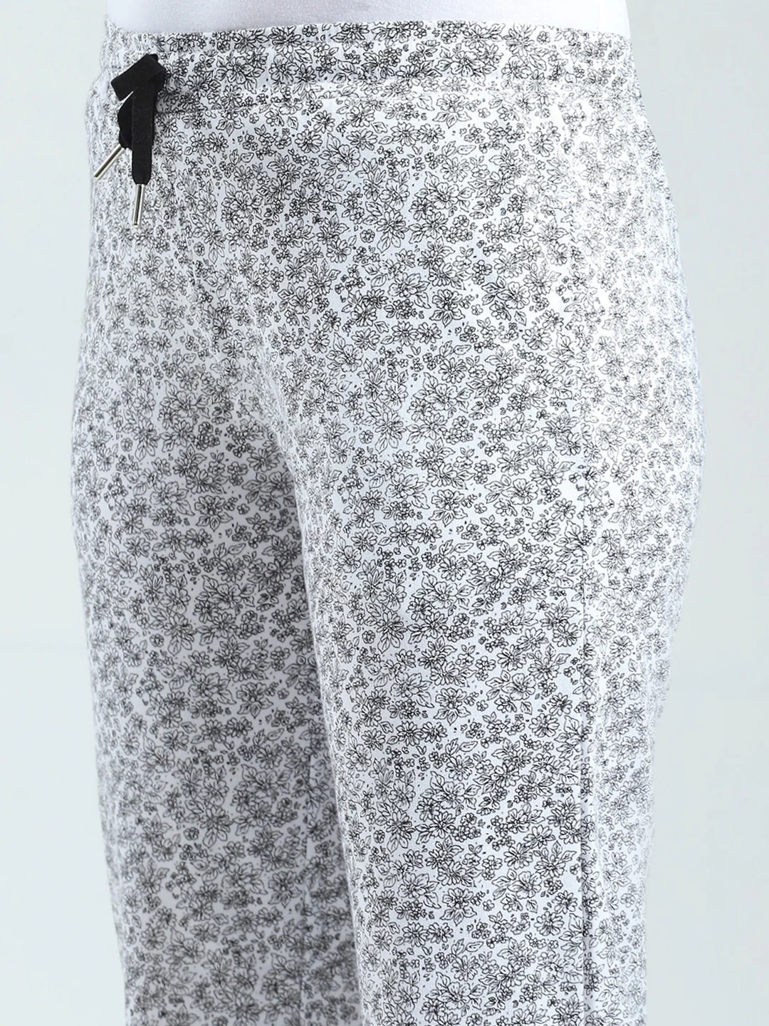 Women White Printed Regular Fit Lower - Image 6