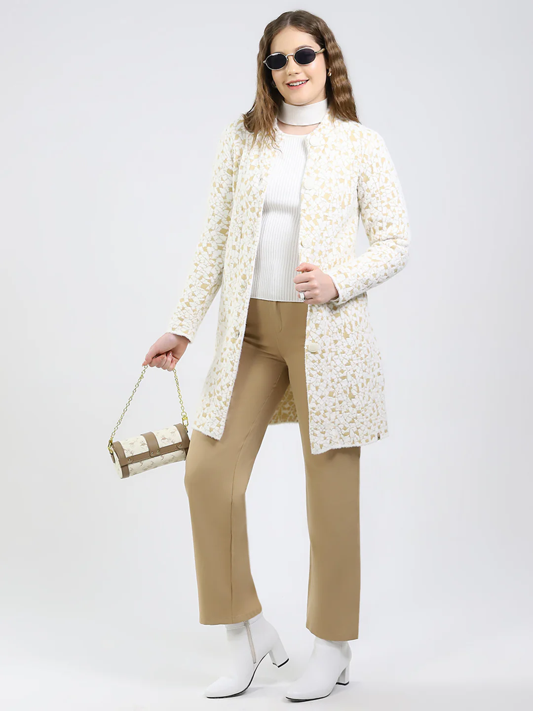 Women White Printed Round Neck Full Sleeve Knitted Coat - Image 2