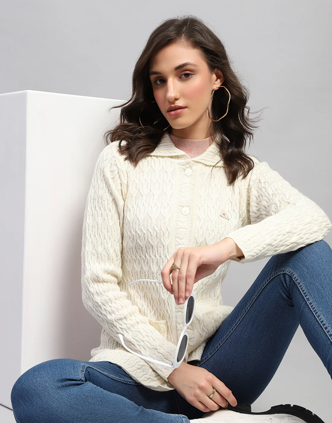Women White Self Design Collar Full Sleeve Cardigan - Image 2