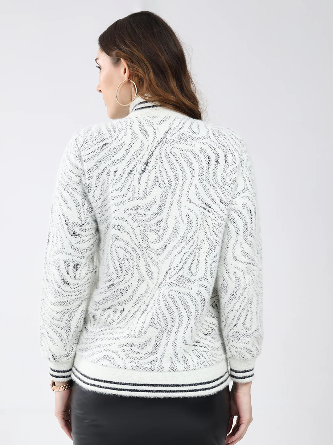 Women White Self Design Mock Neck Full Sleeve Sweatshirt - Image 5