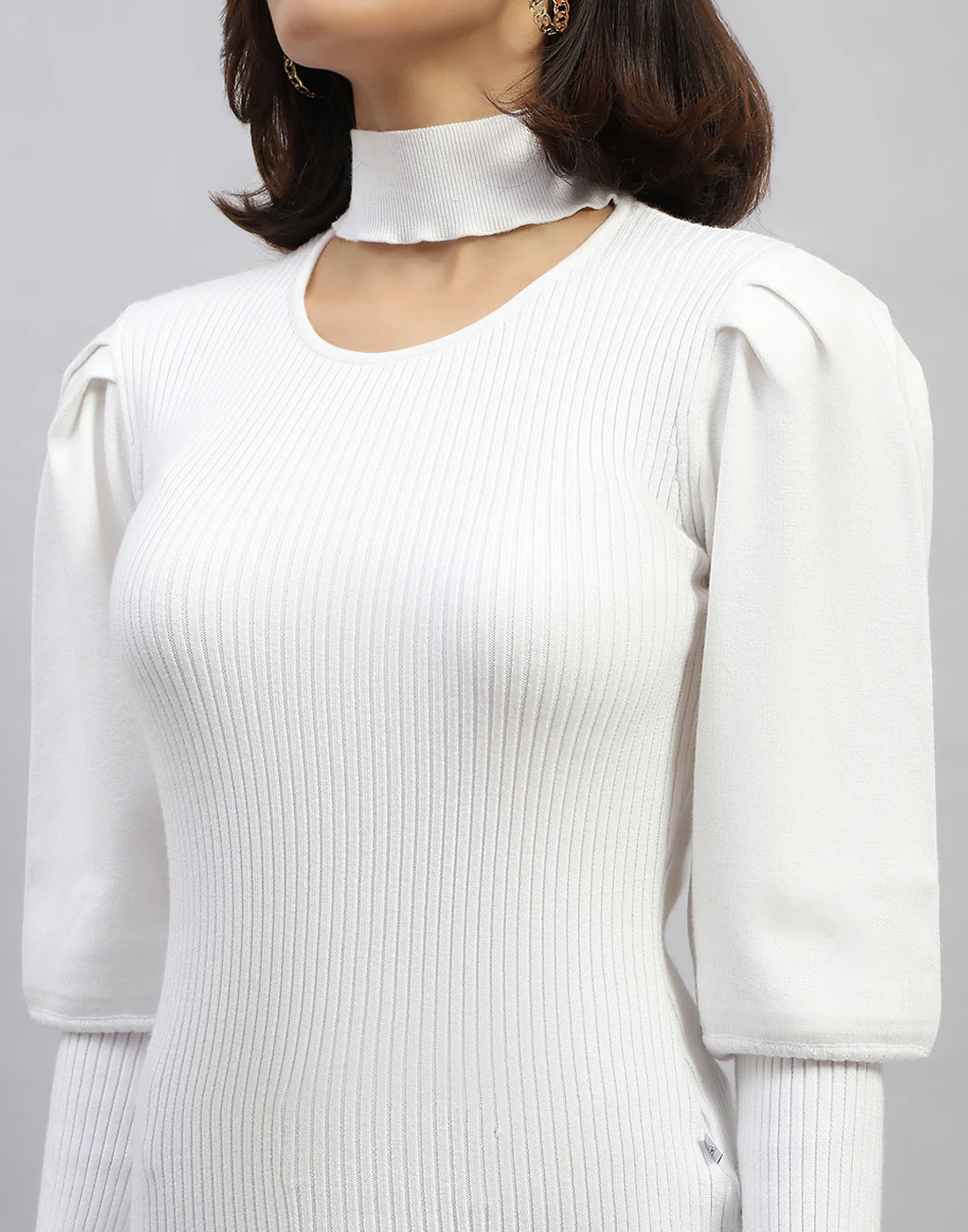 Women White Self Design Round Neck Full Sleeve Sceavy - Image 7