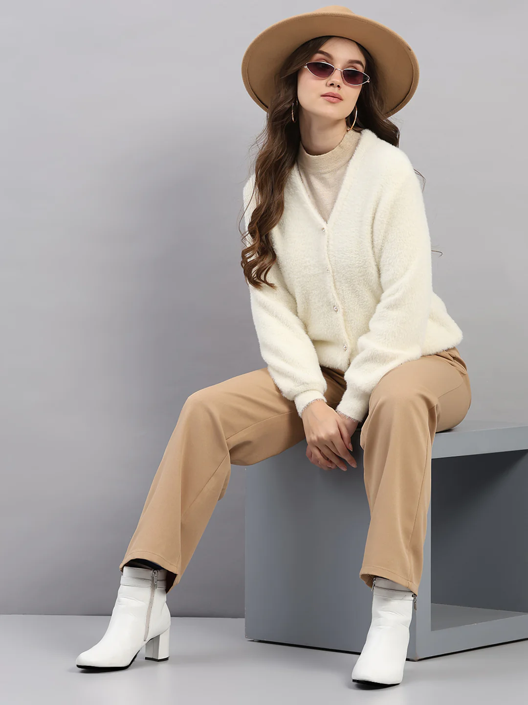 Women White Self Design V Neck Full Sleeve Cardigan - Image 2