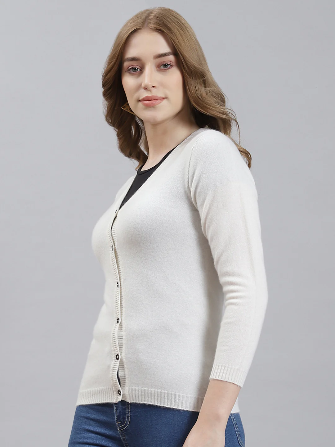 Women White Solid Cardigan - Image 4
