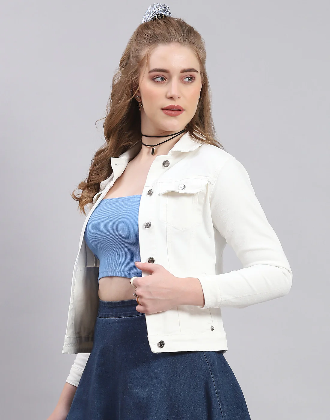 Women White Solid Collar Full Sleeve Jacket - Image 4