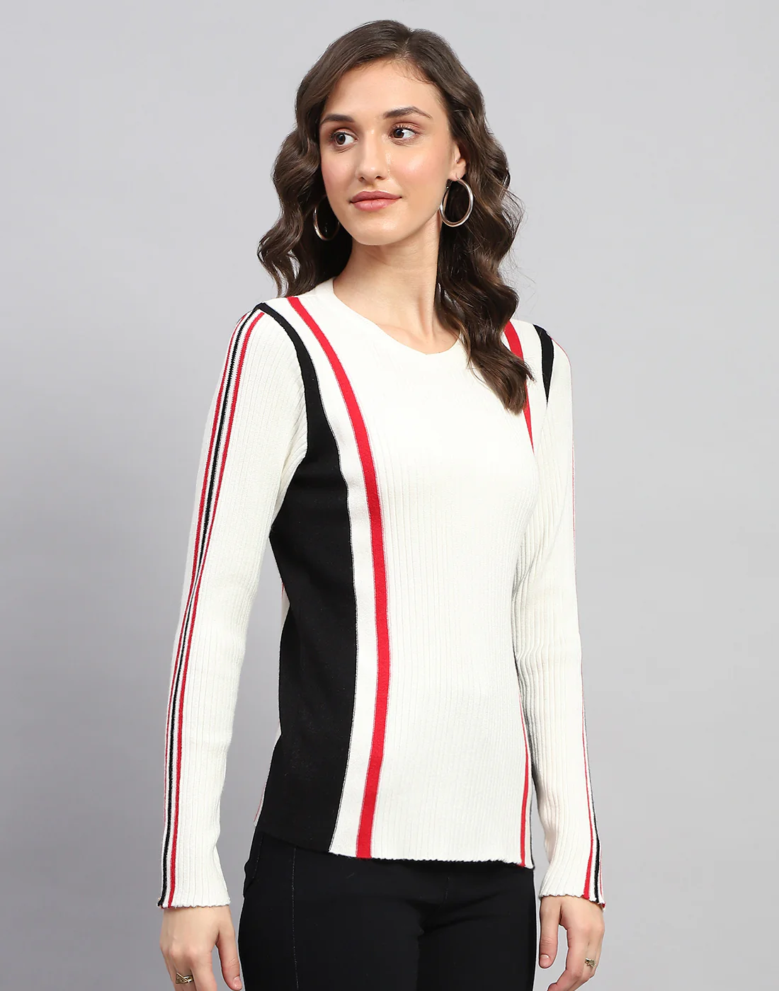 Women White Solid Round Neck Full Sleeve Winter Top - Image 4