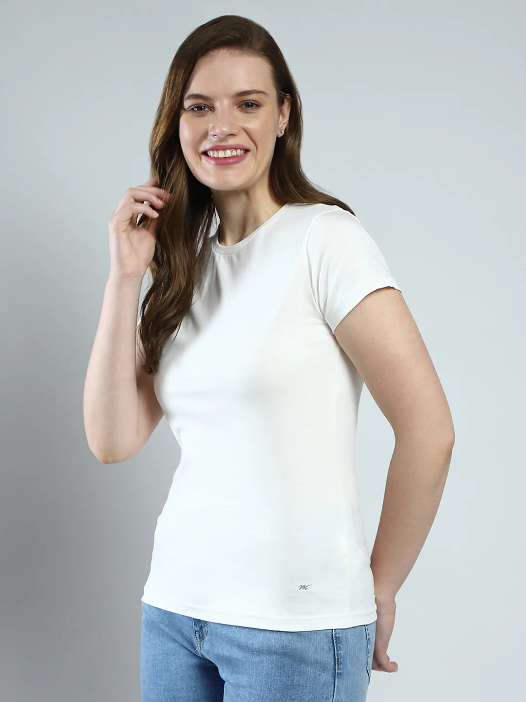 Women White Solid Round Neck Half Sleeve Top - Image 3