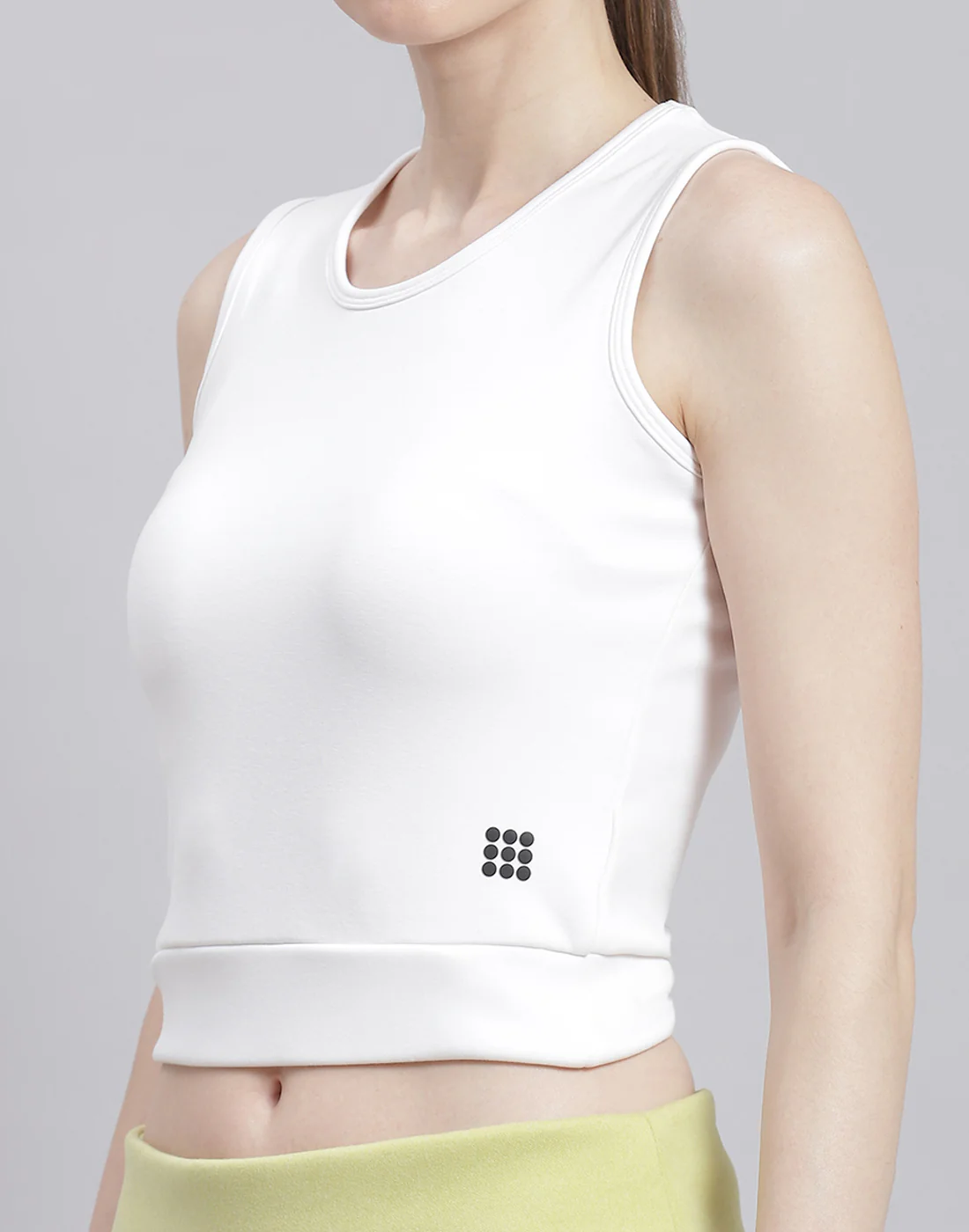 Rock.it Women White Solid Round Neck Sleeveless Top - Image 6