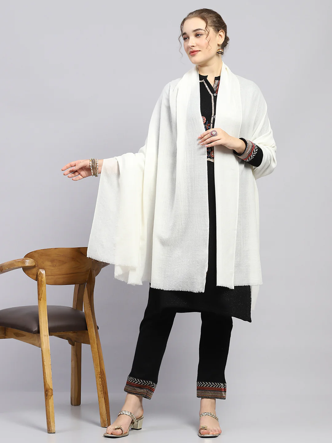 Women White Solid Shawl - Image 2