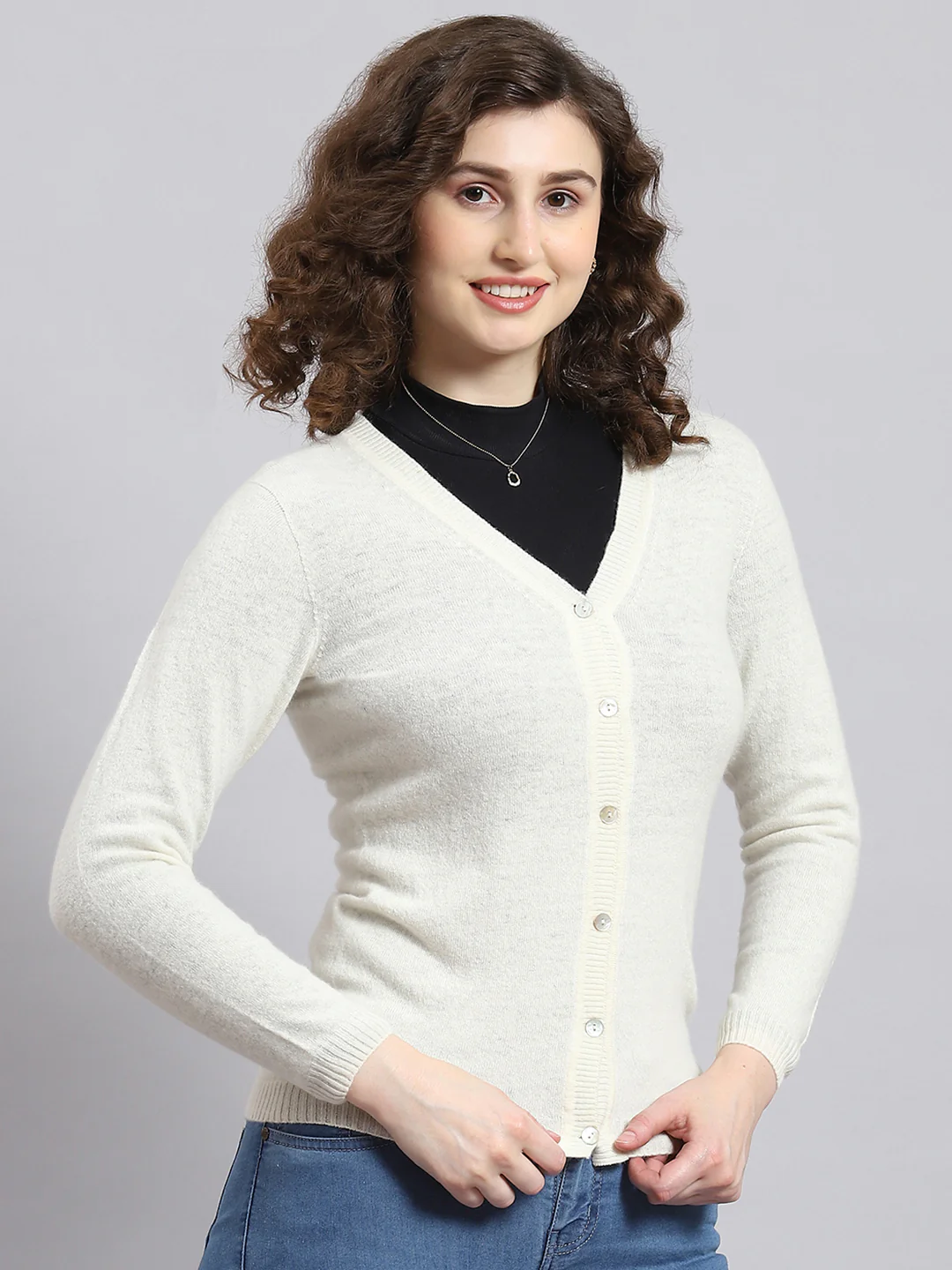 Women White Solid V Neck Full Sleeve Cardigan - Image 3