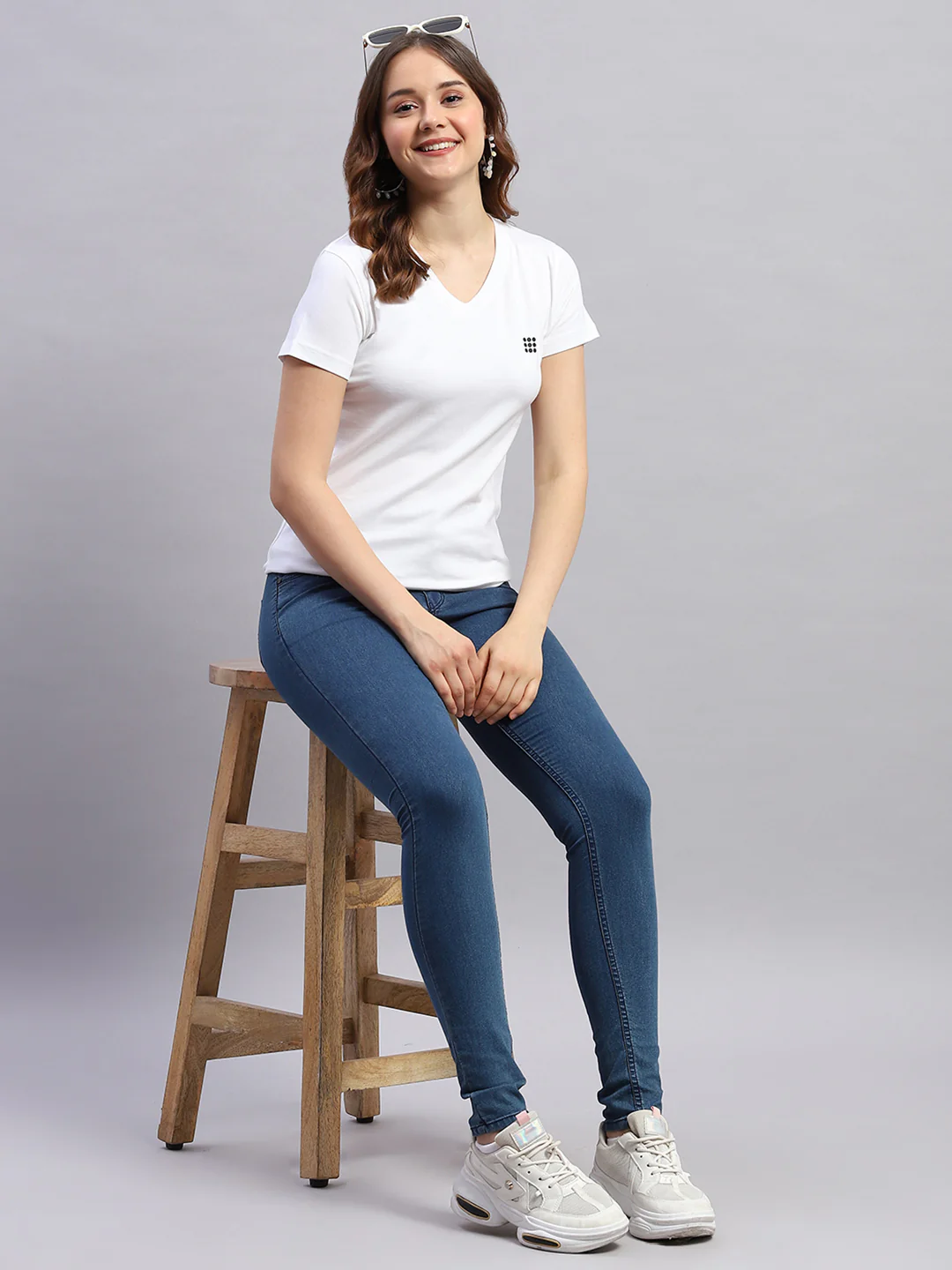 Rock.it Women White Solid V Neck Half Sleeve Top - Image 2