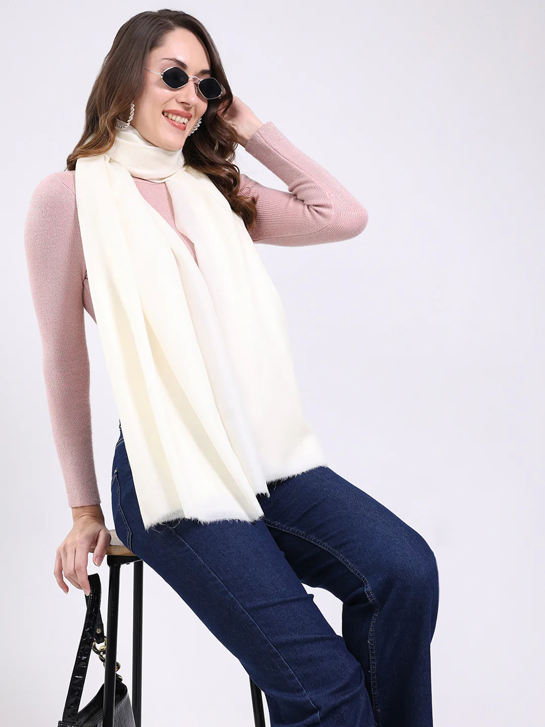 Women White Solid Wool Blend Shawl - Image 6