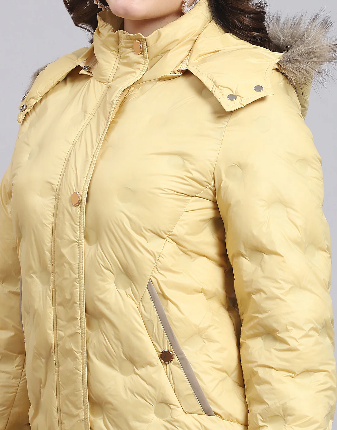 Women Yellow Solid Hooded Full Sleeve Jacket - Image 6