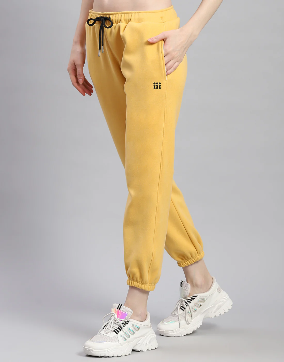 Rock.it Women Yellow Solid Regular Fit Winter Lower - Image 4